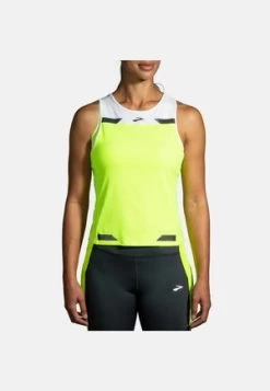 BROOKS SPRINT FREE TANK 2.0 - Top - Hyper Pink 11 BROOKS SPRINT FREE TANK 2.0 - Top - Hyper Pink -Brooks Geschäft 398e29cf663e4710a95c55488f7ff017 1