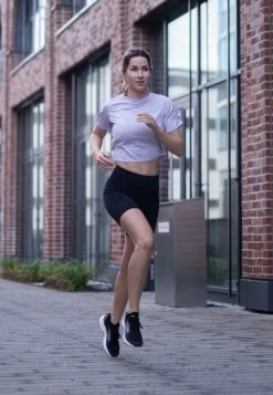 BROOKS RUN WITHIN SWEATSHIRT - Sweatshirt - Violet Dash -Brooks Geschäft a34fdc73a8f44b8a8078f759a7014def 1