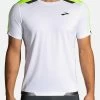 BROOKS RUN VISIBLE SHORT SLEEVE - T-Shirt Print - White Asphalt Nightlife