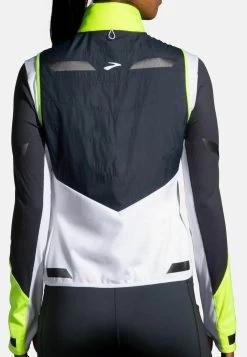 BROOKS RUN VISIBLE INSULATED - Weste - White Asphalt Nightlife -Brooks Geschäft e9e3273640304f9aad806b1ae4ecd3ff